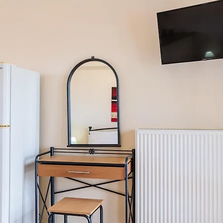 Cozy Cental Retreats With Balconies Appartement