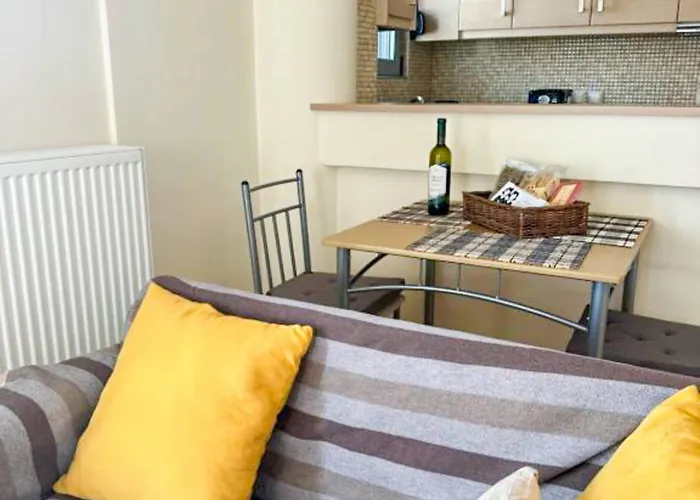 Appartement Cozy Cental Retreats With Balconies