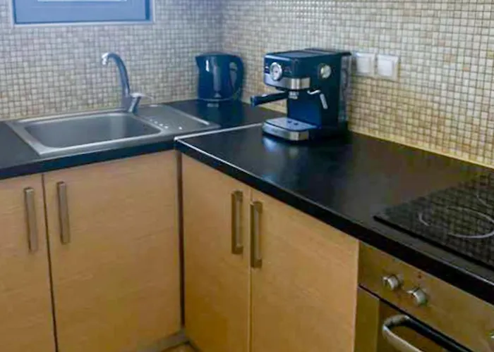 Cozy Cental Retreats With Balconies Appartement